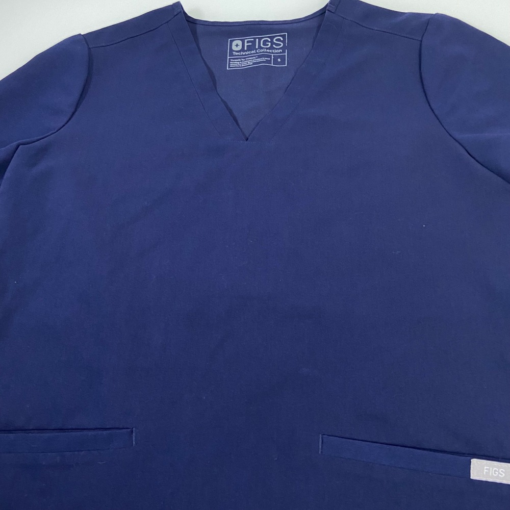 FIGS Women Small Navy Blue Scrub Top  Casma V-Neck FW1100 Technical Nursing